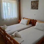 Kontrata *